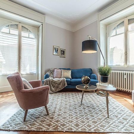 شقة Joivy Sophisticated 3-Bed Flat With Desk ميلان المظهر الخارجي الصورة