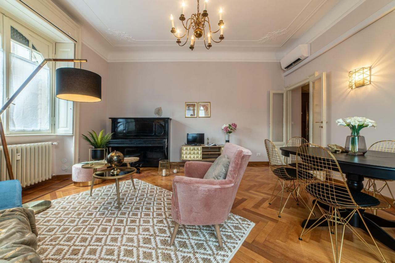شقة Joivy Sophisticated 3-Bed Flat With Desk ميلان المظهر الخارجي الصورة
