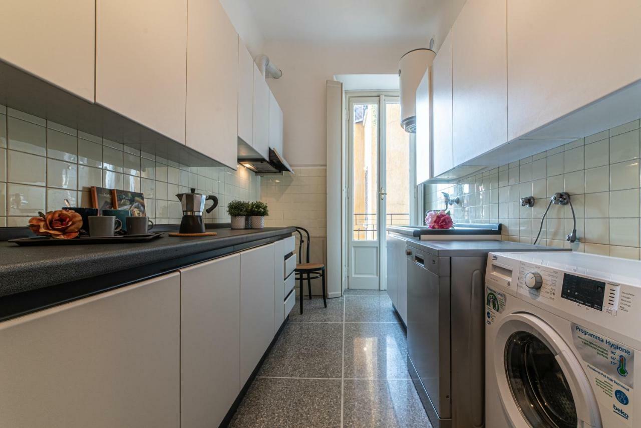 شقة Joivy Sophisticated 3-Bed Flat With Desk ميلان المظهر الخارجي الصورة